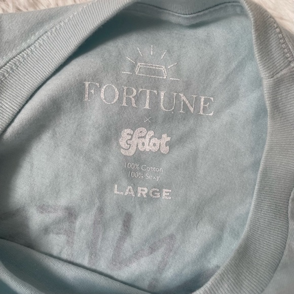 NWOT Fortune “Manifest your fortune” tee - Picture 4 of 4